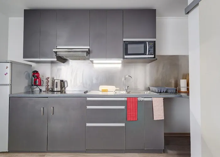 10 - Le Lokup - Wifi - Proche Tram * Реймс