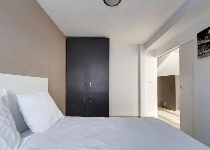 10 - Le Lokup - Wifi - Proche Tram * Реймс